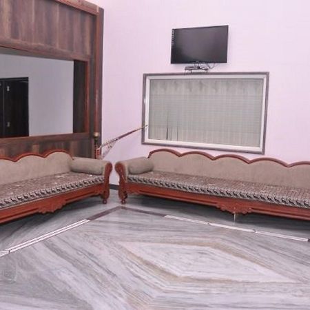 Hotel Amar Palace Ābu Road Kültér fotó