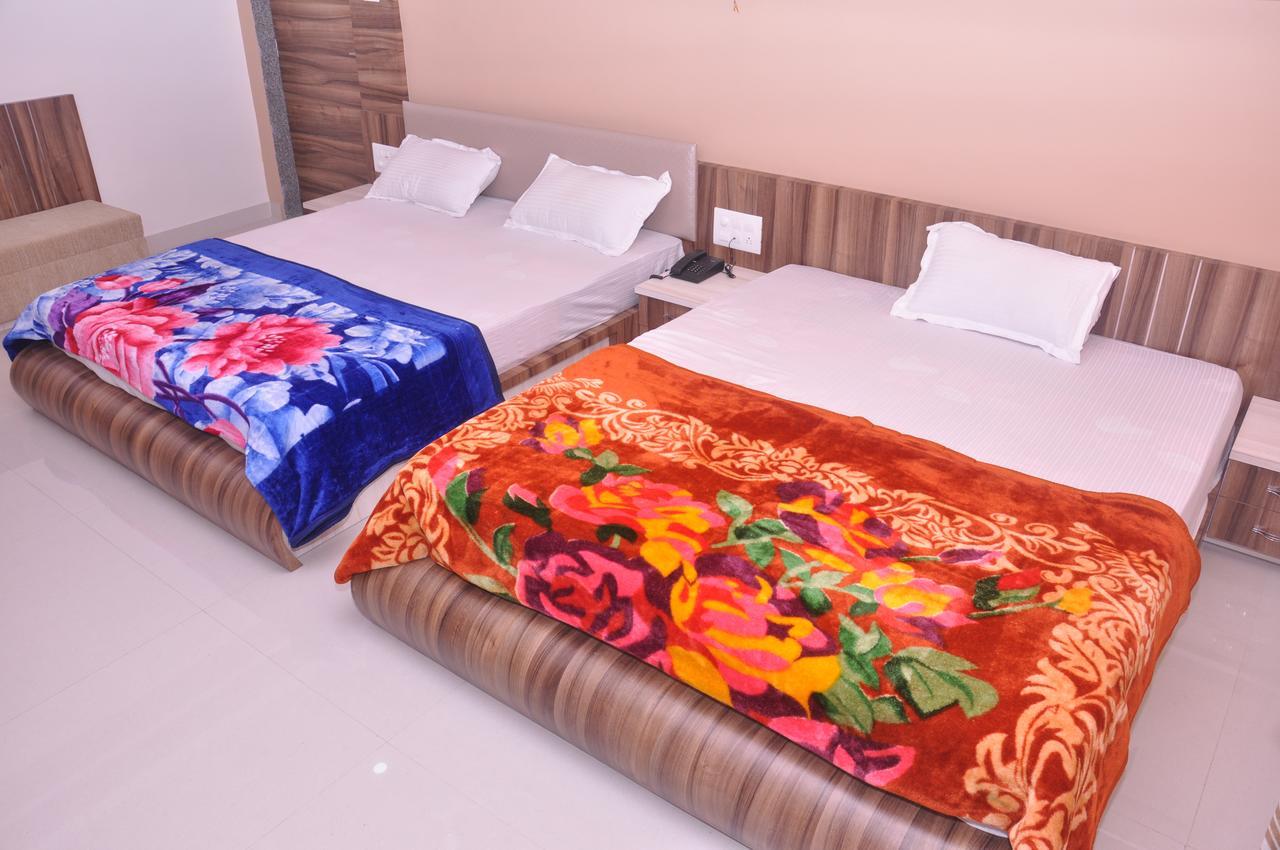 Hotel Amar Palace Ābu Road Kültér fotó